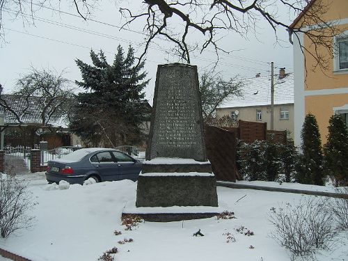 Oorlogsmonument Burkersdorf #1