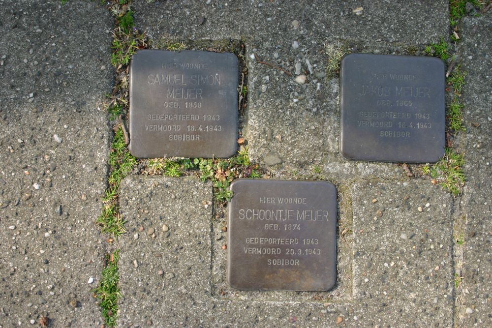 Stolpersteine Dorpsstraat 27