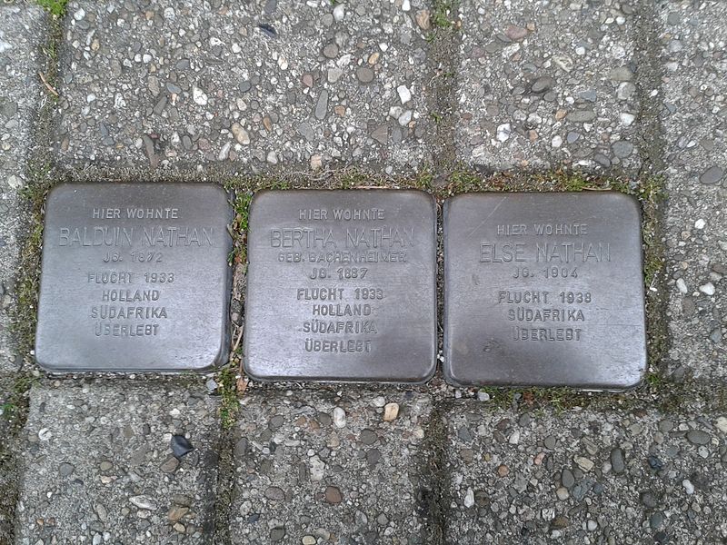 Stolpersteine Hohenzollernstrae 8 #1