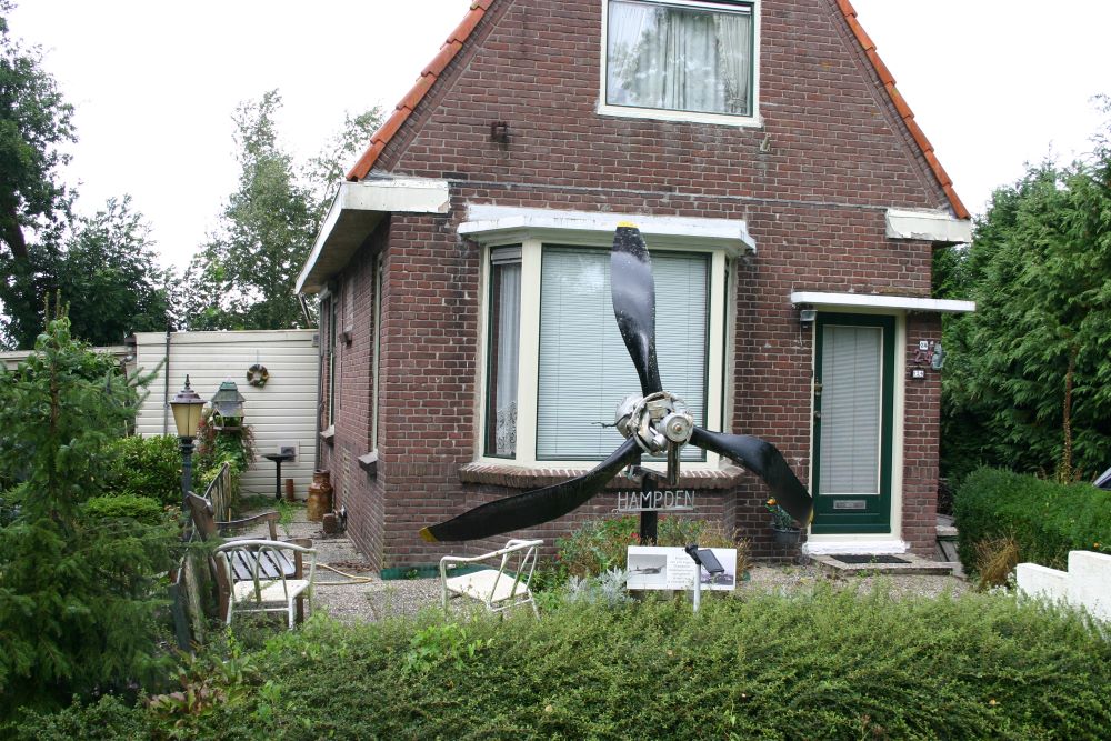 Crashlocatie Hampden Bommenwerper Overleek #1