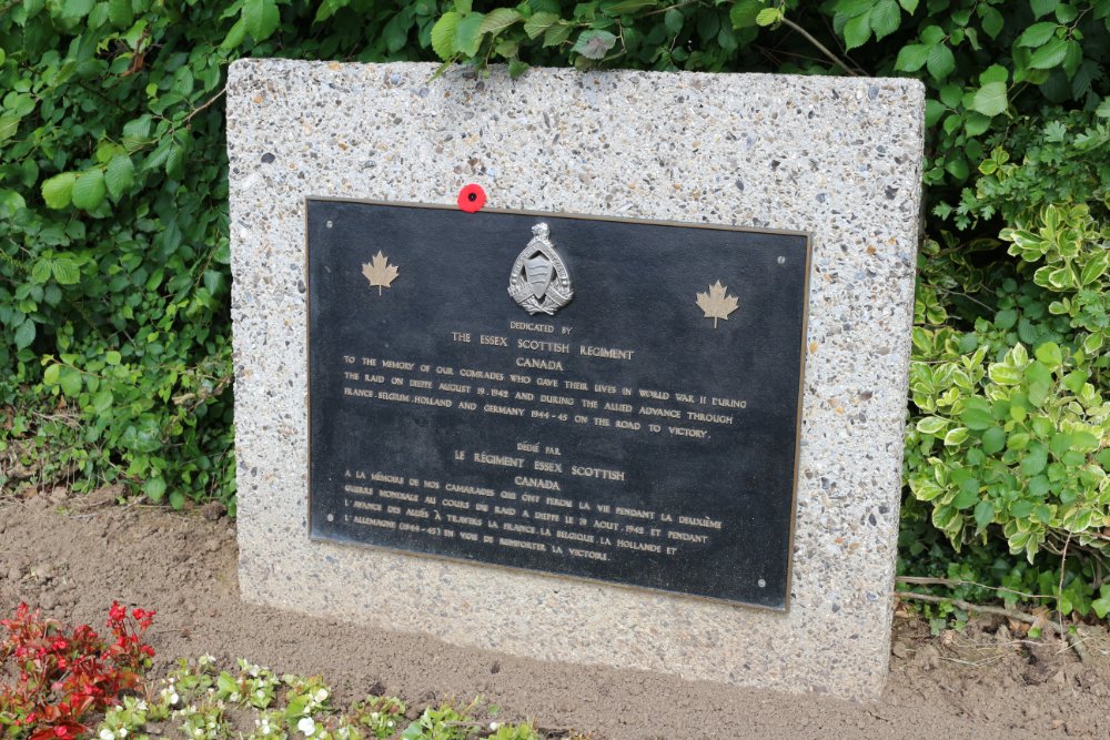 Memorial Essex Scottish Regiment Canada #2