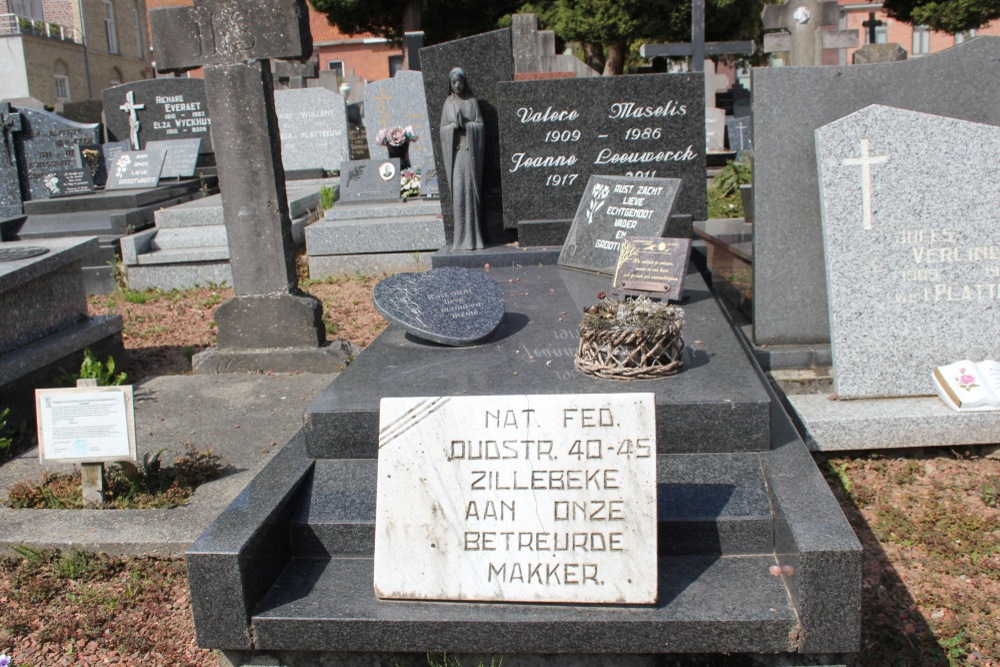 Belgian Graves Veterans Zillebeke #3