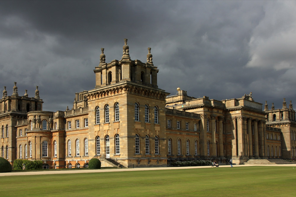 MI5 Establishment - Blenheim Palace