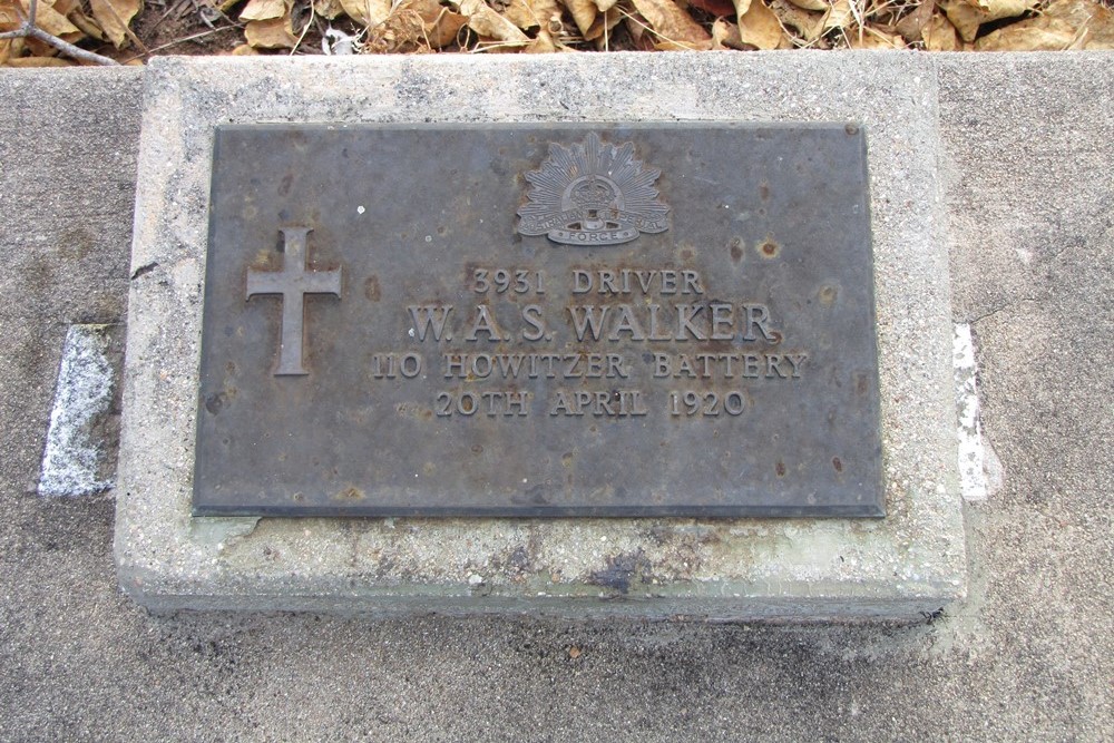 Commonwealth War Grave Charleston Cemetery #1