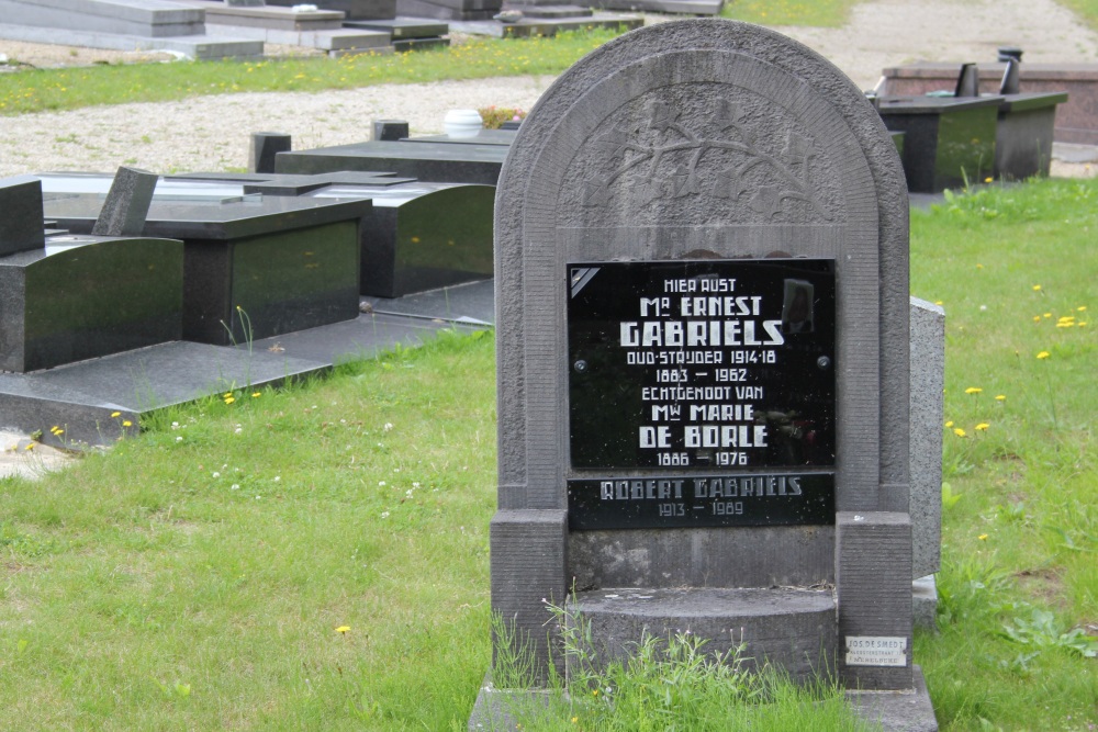 Belgian Graves Veterans Merelbeke #1