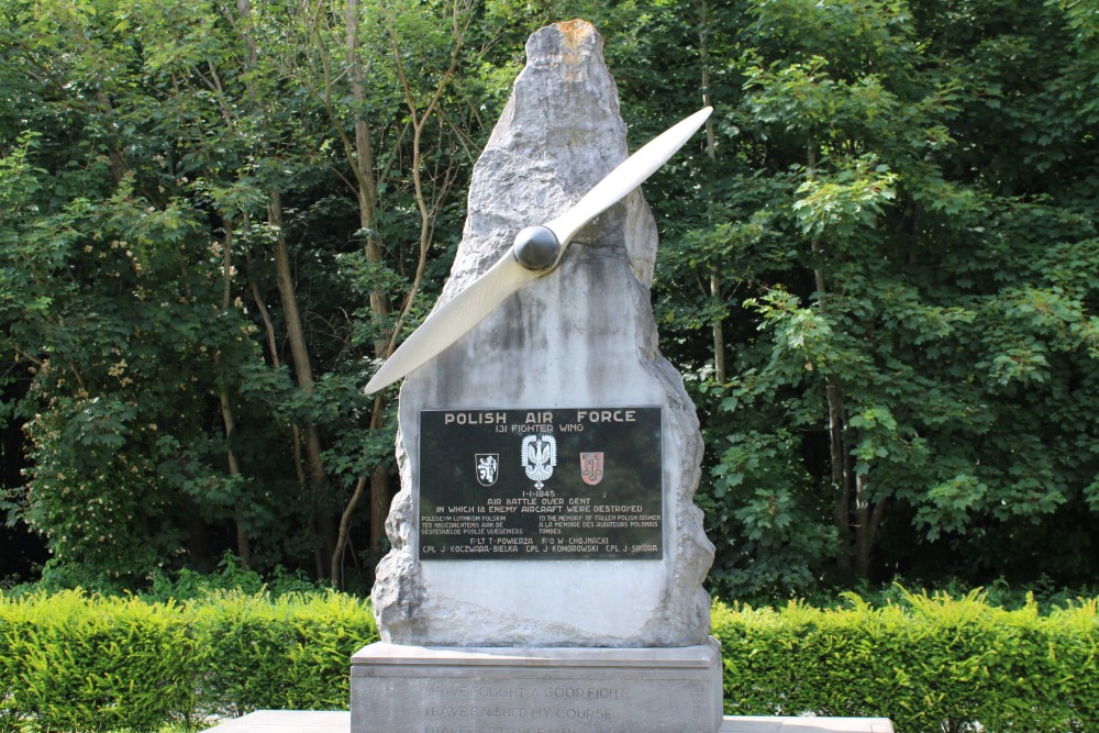 Monument Poolse vliegeniers Sint-Denijs-Westrem	 #2