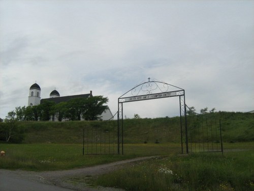 Commonwealth War Grave l'Assomption Catholic Cemetery