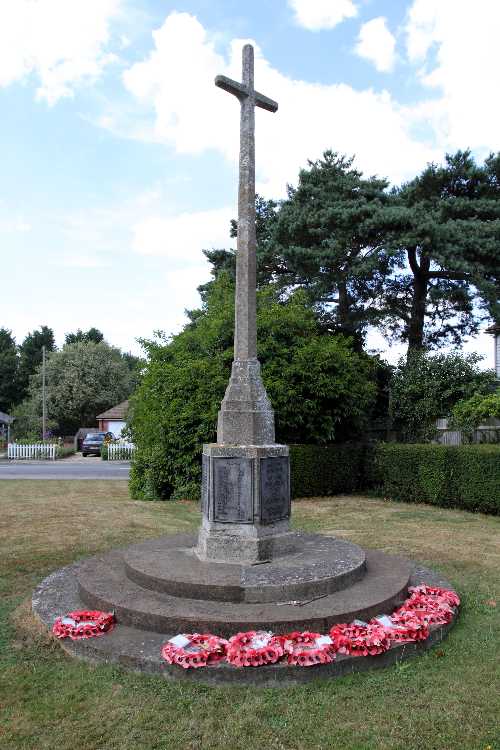 Oorlogsmonument Rolvenden #1