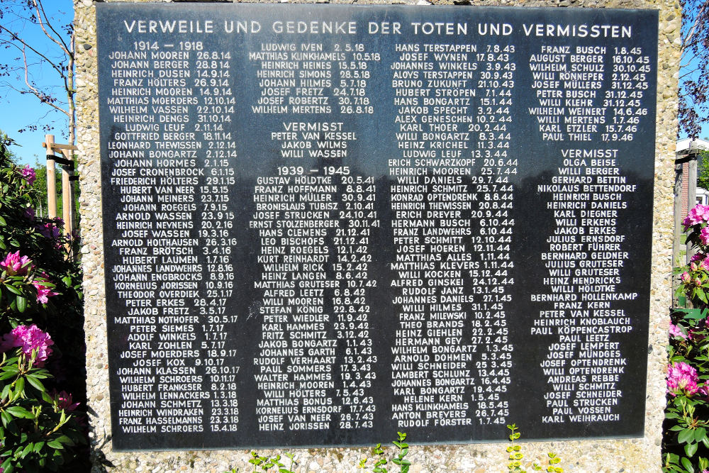 Monument en Oorlogsgraven Boisheim #3