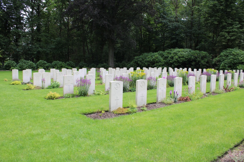 Commonwealth War Cemetery Leopoldsburg #3