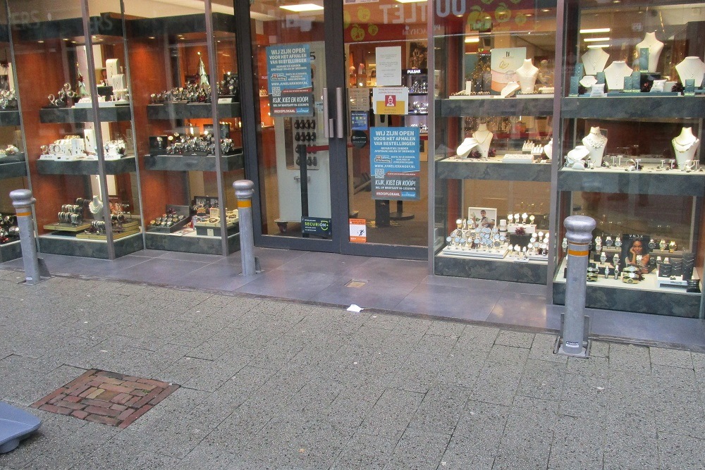 Stumbling Stone Nieuwstraat 13 #3