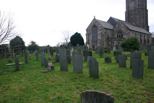 Commonwealth War Graves All Saints Churchyard