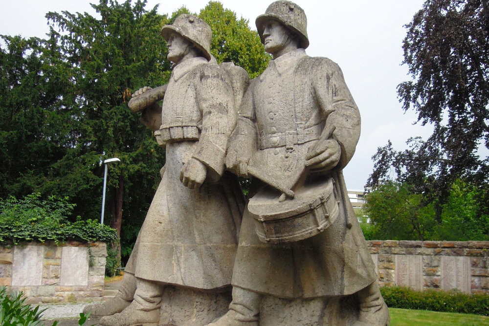 War Memorial Weinheim #5