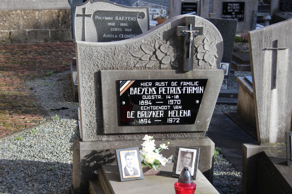 Belgian Graves Veterans Ottergem #1