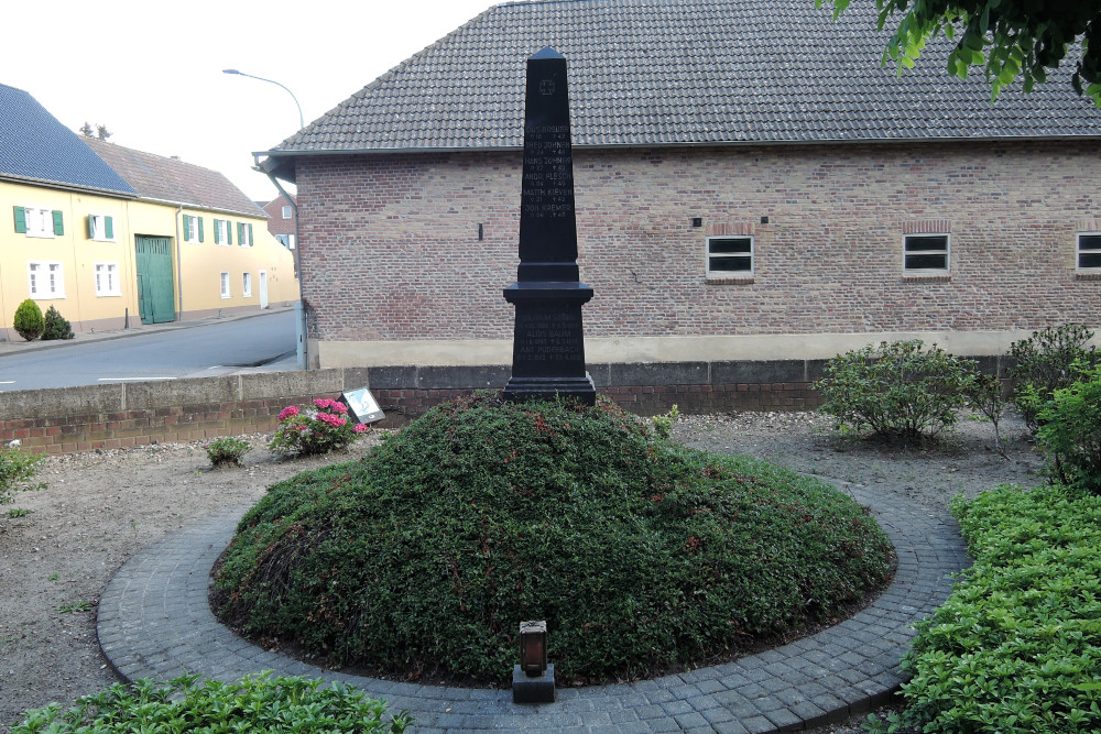 War Memorial Kalrath #1