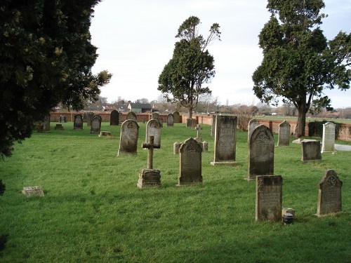 Oorlogsgraf van het Gemenebest Slingsby Cemetery #1