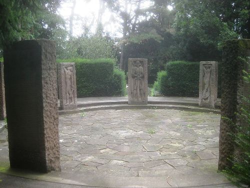 Oorlogsmonument Oude Begraafplaats Ludwigsburg