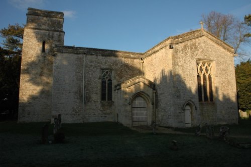 Oorlogsgraf van het Gemenebest St. Nicholas Churchyard