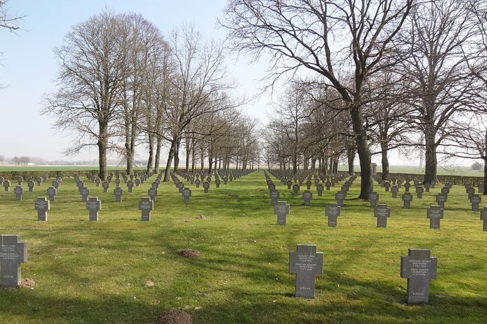 German War Cemetery Roye #1