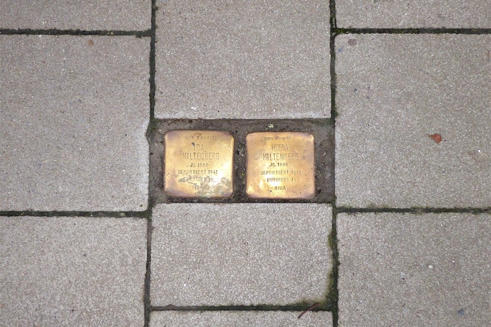 Stolpersteine Maximilianstrae 38 #1