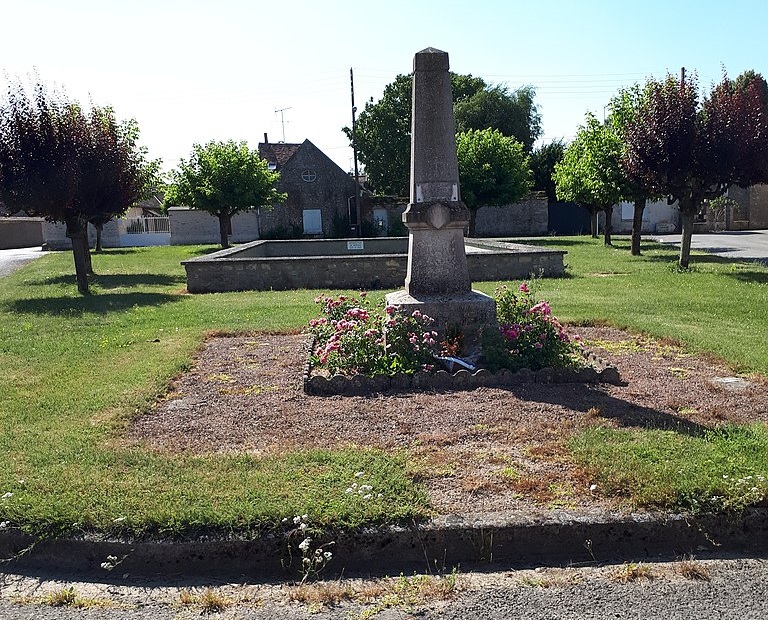 War Memorial Mondonville-Saint-Jean #1
