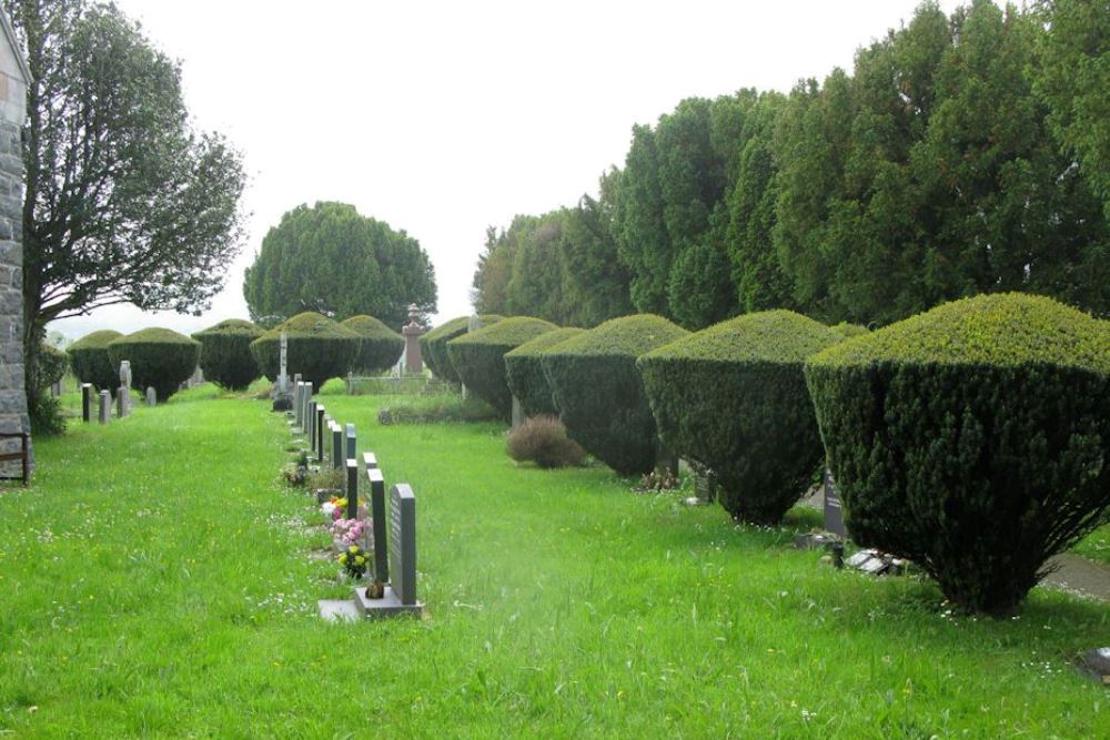 Commonwealth War Graves St. Cross Churchyard #1