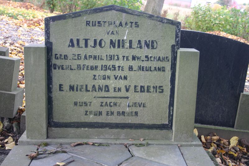Dutch War Graves Municipal Cemetery Bad Nieuweschans #4