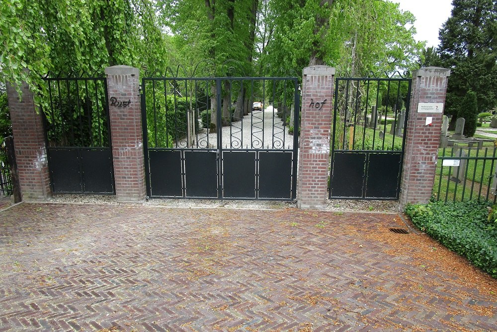 Dutch War Memorial Rusthof Cemetery Ridderkerk #1