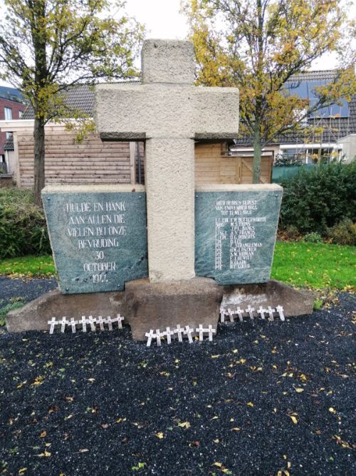 Herdenkingsmonument Bevrijders Oud Gastel #3