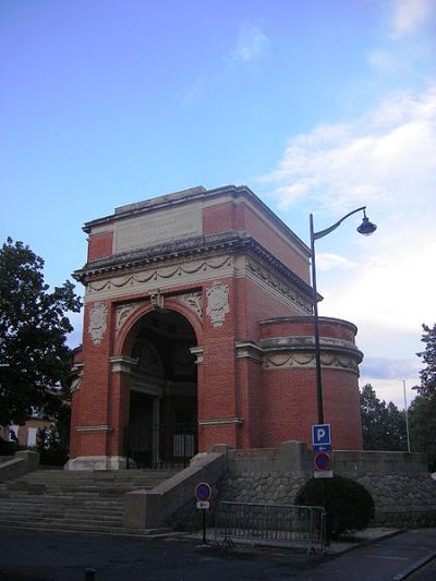 Oorlogsmonument Albi #1