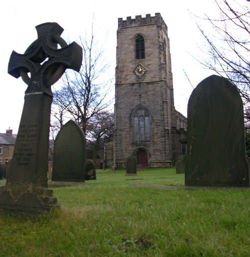 Commonwealth War Graves All Saints Churchyard