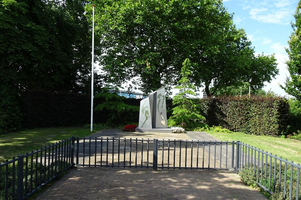 Remembrance Memorial De Lier