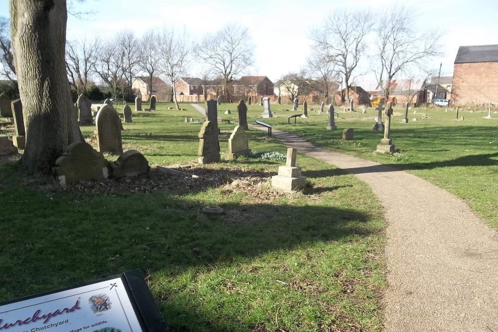 Commonwealth War Graves St. Mary Churchyard #1