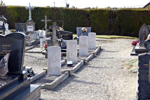Commonwealth War Graves Margerie-Hancourt Churchyard #1