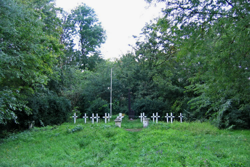 Hungarian War Graves Lovasberny #1