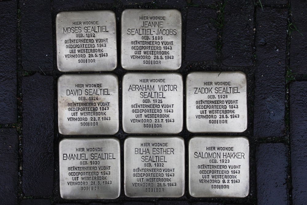 Stolpersteine Stille Veerkade 40 #1