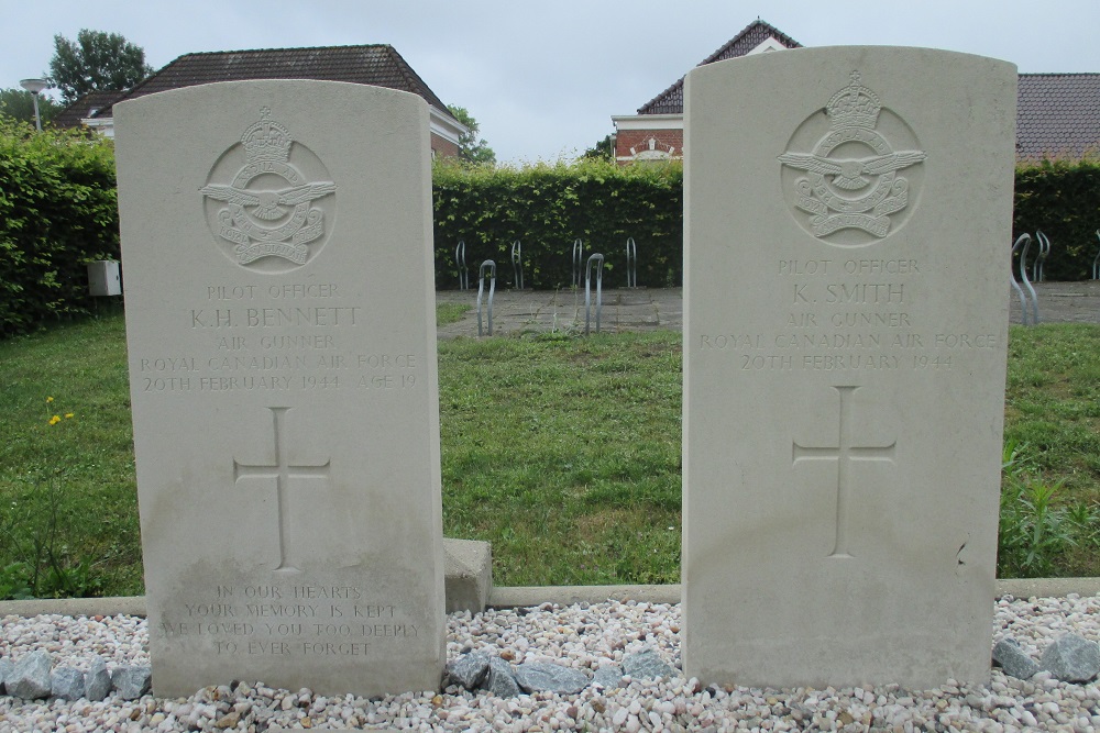 Commonwealth War Graves Protestant Cemetery Kropswolde #4