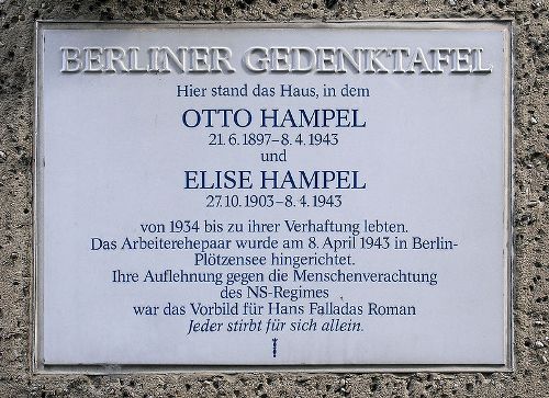 Gedenkteken Otto Hampel en Elise Hampel #1