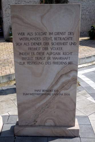 War Memorial Menzelerheide #4