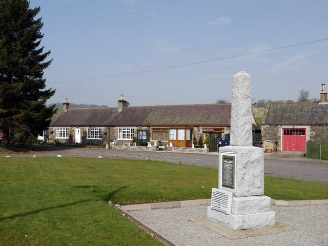 Oorlogsmonument Mennock #1