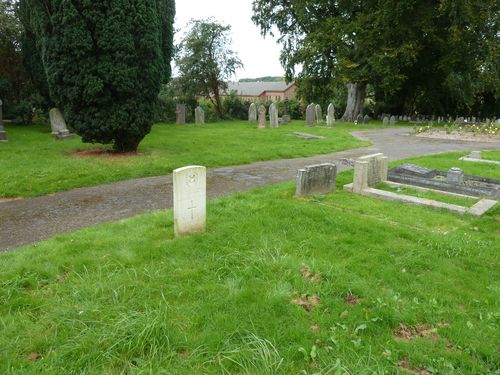 Oorlogsgraf van het Gemenebest St. Leonard Church Cemetery #2