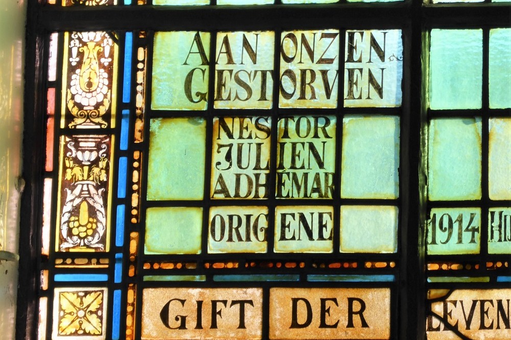 Glasraam Sint-Eligiuskerk Zeveneken #3