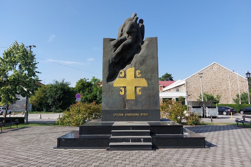 Monument voor de Servische verdedigers van Brcko