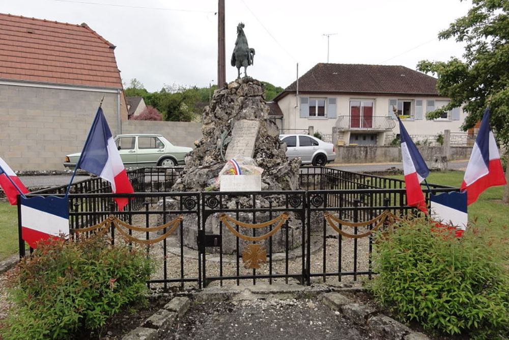 Oorlogsmonument Festieux #1