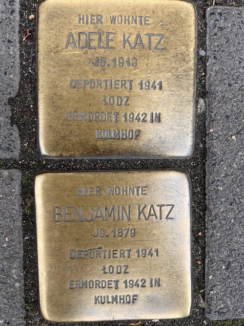 Stumbling Stones Weyerstraße 110