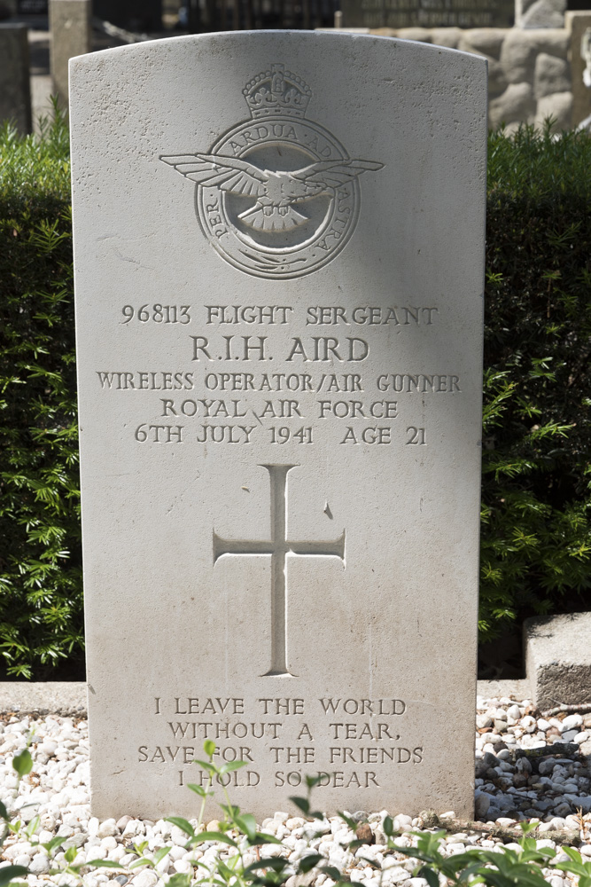 Commonwealth War Graves Cemetery 