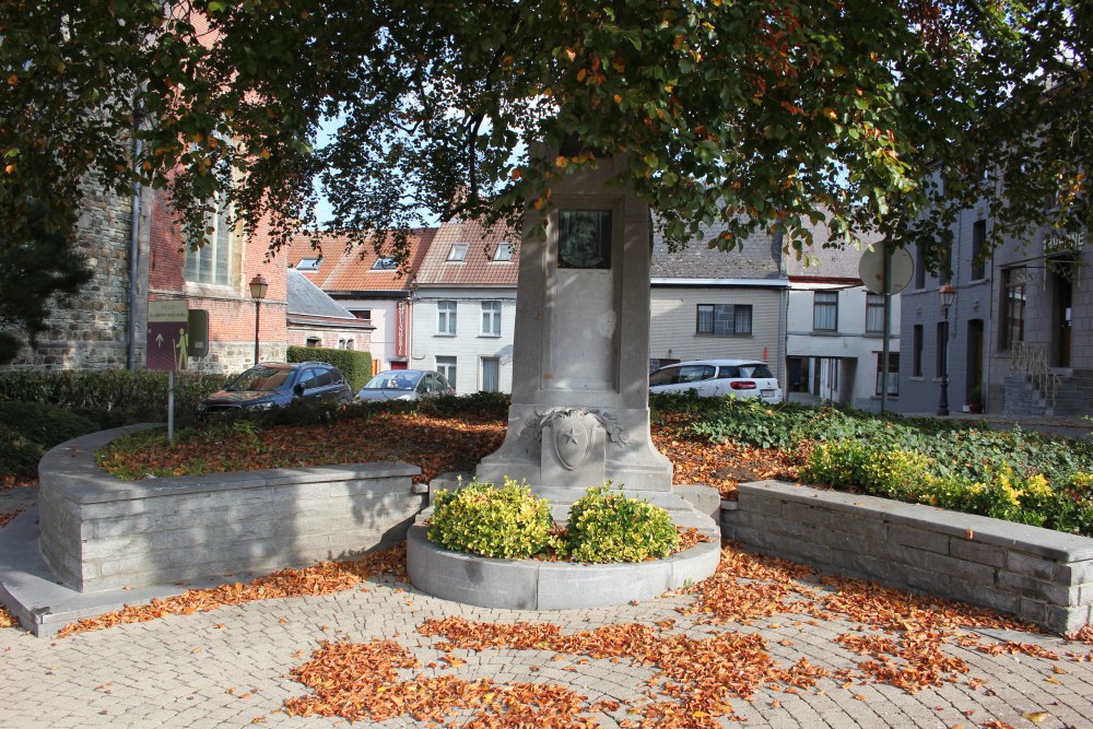 Monument Majoor René Dubreucq #1