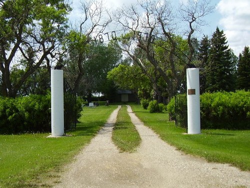 Commonwealth War Grave Waskada Cemetery #1