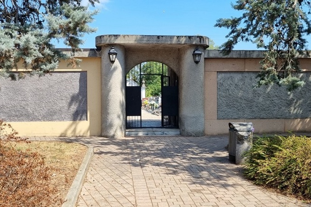 Commonwealth War Grave Trecella