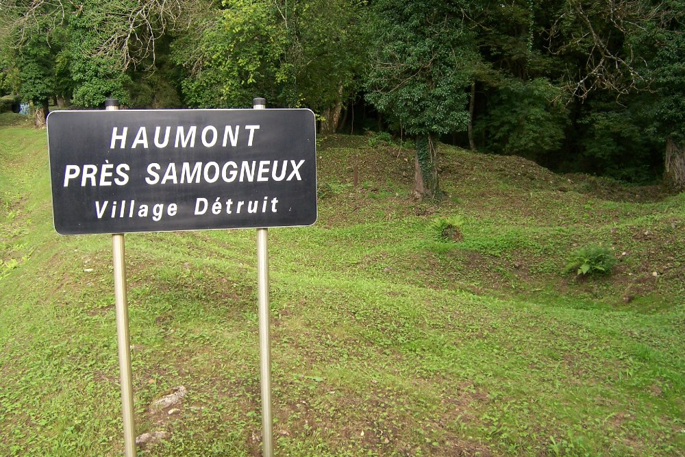 Former Village Haumont-Près-Samogneux